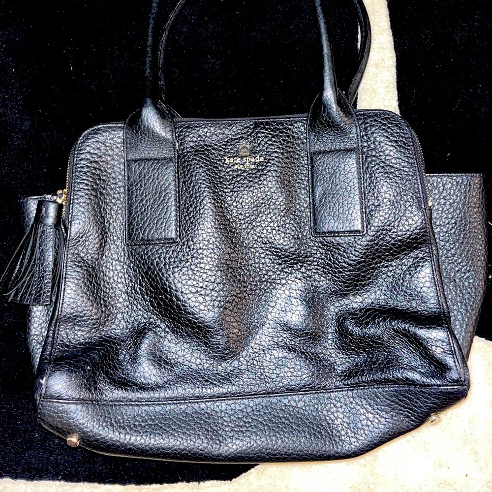 Women’s Kate Spade black leather handle bag